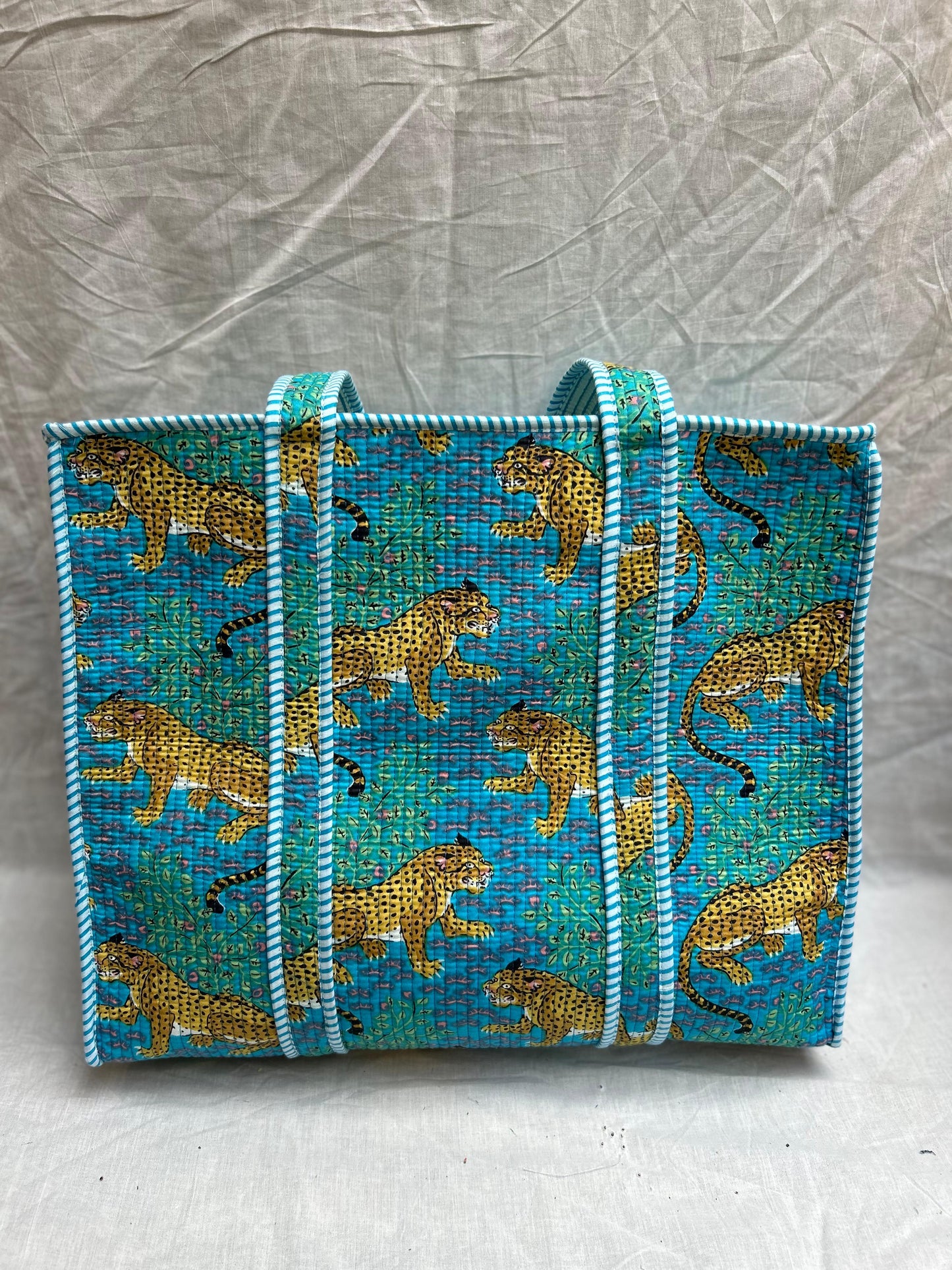 Turquoise Animal Quilted Tote Bags With Zip