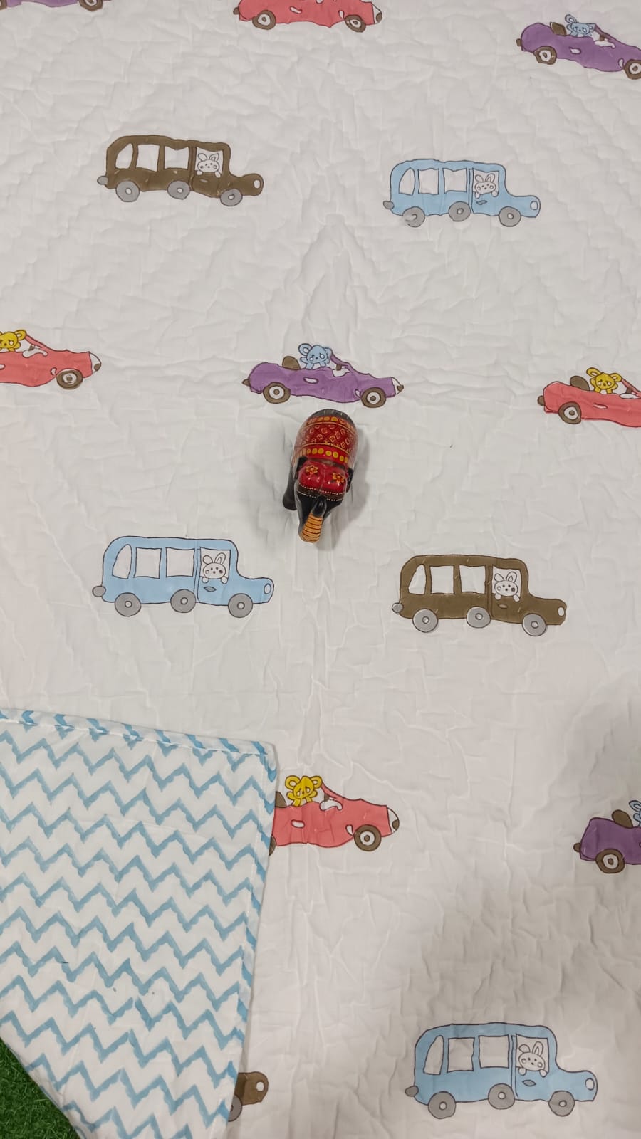Car Handblock Printed Reversible Soft Baby Quilt