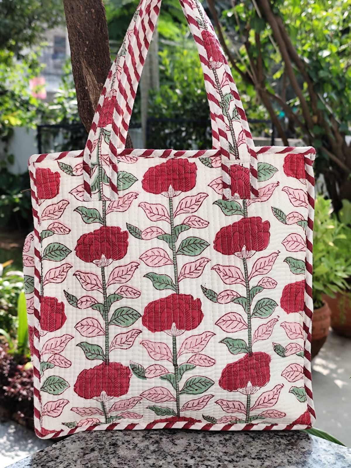 White flowers Quilted Handblock Printed Lunch Bag With Zip