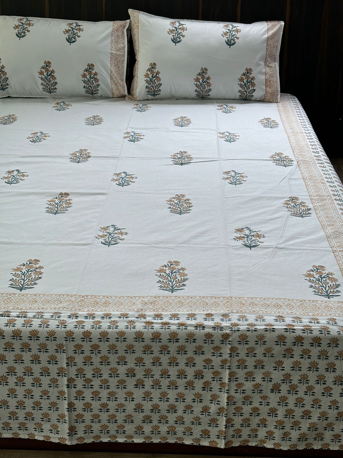 Small Flowers Block Printed Cotton Queen size Bedsheet