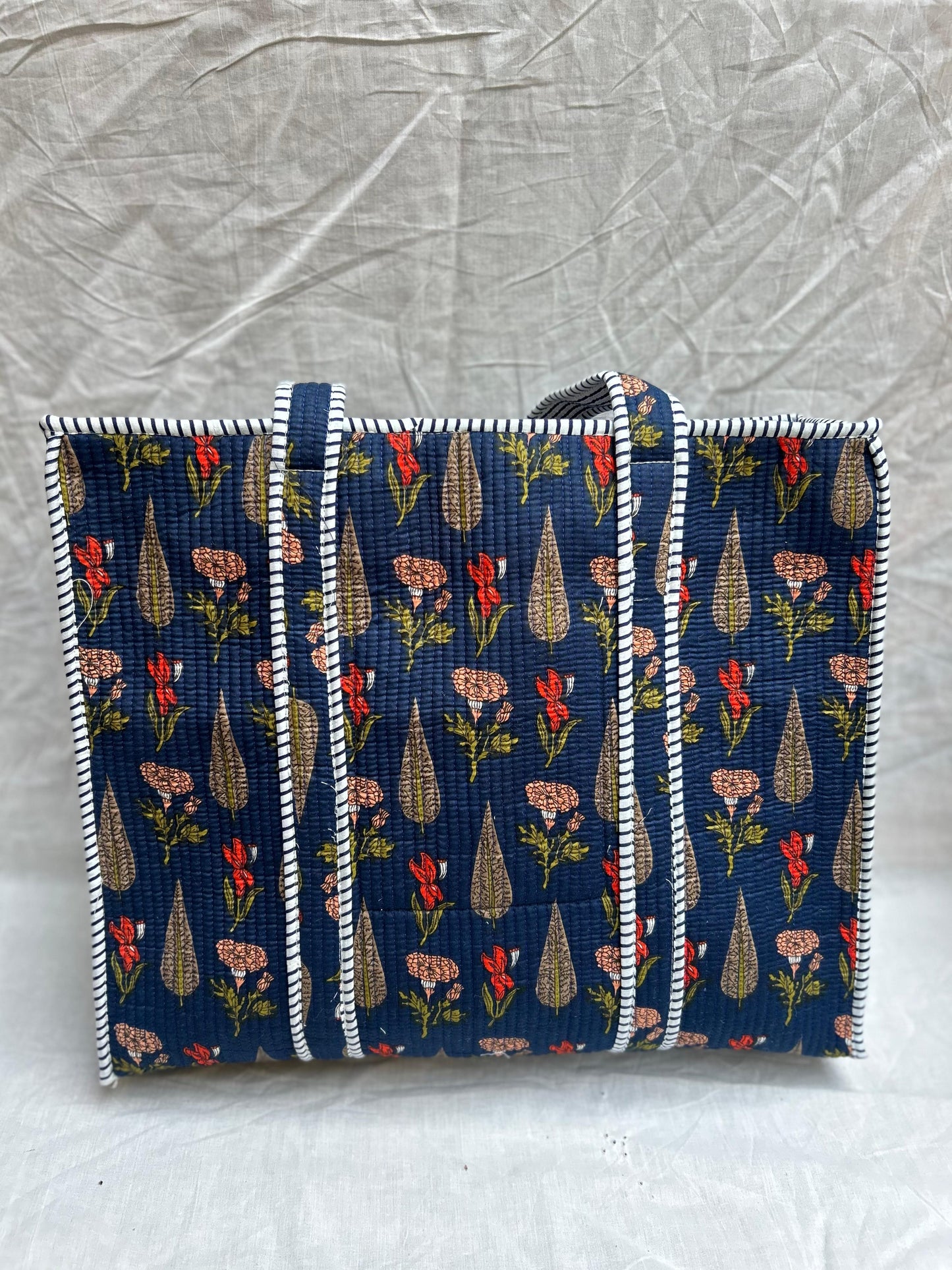 Multi Floral Quilted Tote Bags With Zip